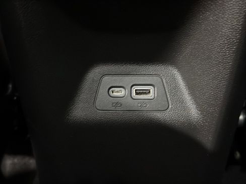 Used 2023 Buick Envision Preferred w/ Sport Touring Package image 14