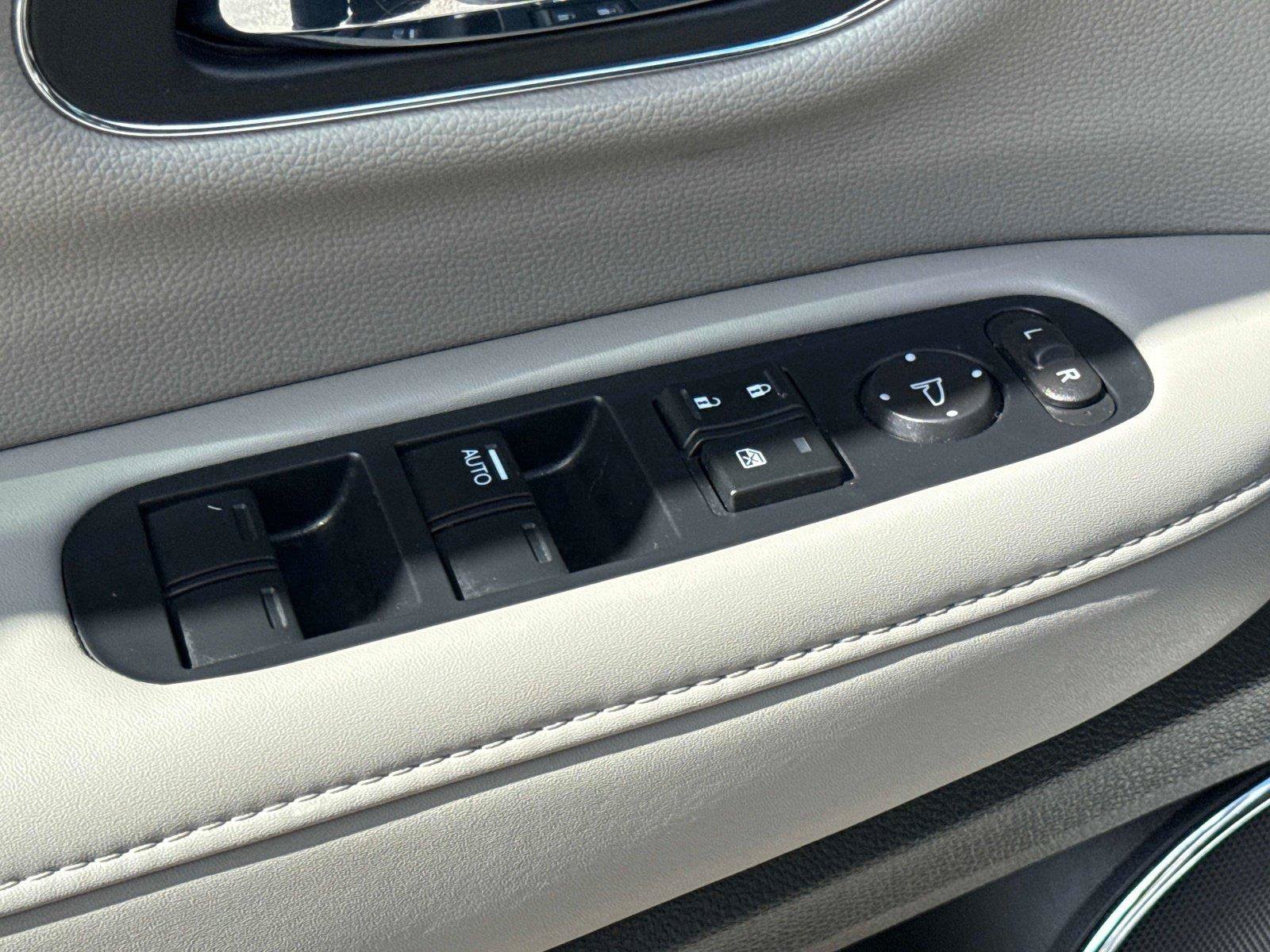Certified 2021 Honda HR-V EX-L image 18