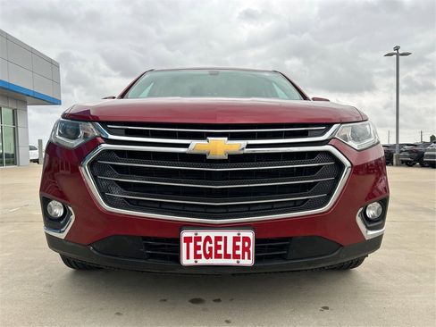 Used 2018 Chevrolet Traverse LT image 19