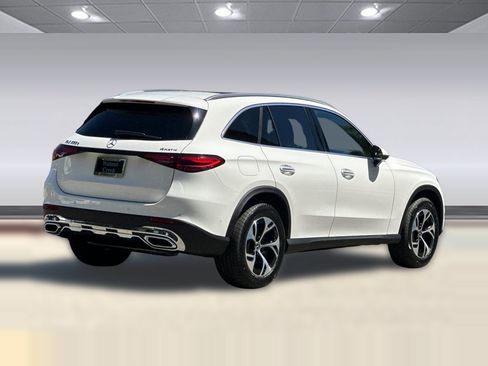 New 2026 Mercedes-Benz GLC 350e 4MATIC image 9
