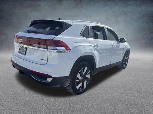 Used 2024 Volkswagen Atlas Cross Sport SE AWD/4WD image 11