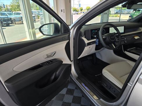 New 2026 Hyundai Tucson Limited AWD/4WD image 35
