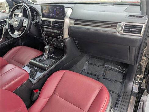Used 2023 Lexus GX 460 Premium image 25