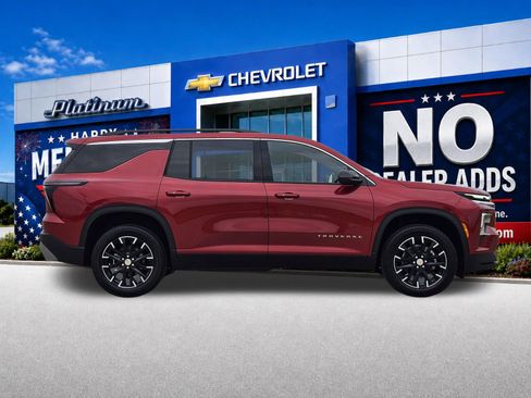 New 2026 Chevrolet Traverse LT w/ Sun and Wheel Package FWD image 7