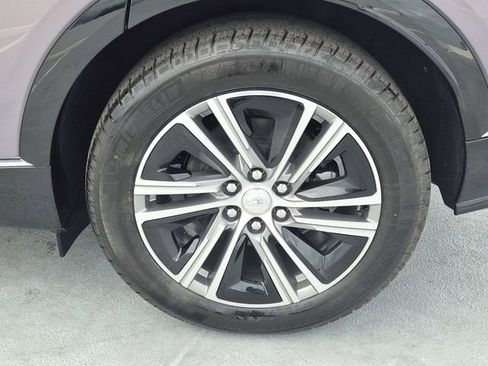 New 2026 Cadillac Lyriq Premium Luxury image 11