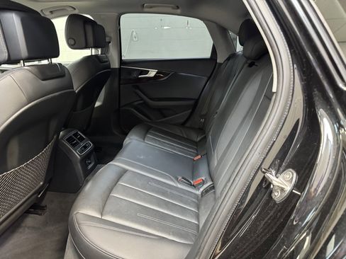 Used 2019 Audi A4 2.0T Premium w/ Convenience Package image 17