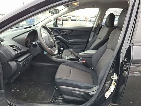 Used 2019 Subaru Crosstrek 2.0i image 16