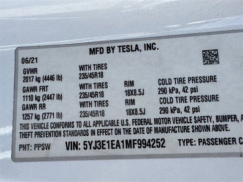 Used 2021 Tesla Model 3 Standard Range image 35