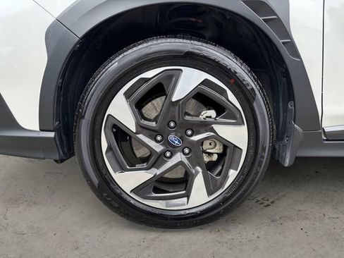 Certified 2025 Subaru Crosstrek 2.5i Limited w/ Crosstrek Mirror Package AWD/4WD image 14
