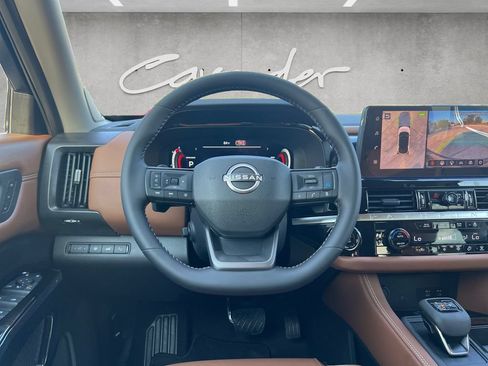 New 2026 Nissan Pathfinder Platinum FWD image 22