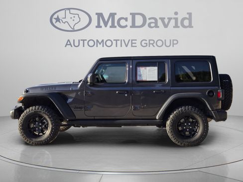 Used 2025 Jeep Wrangler Unlimited Sport AWD/4WD image 2