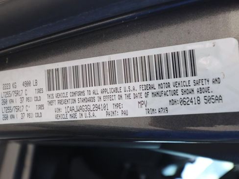 Used 2016 Jeep Wrangler Sport image 21