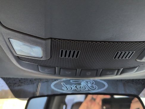 Used 2018 Ford F250 XLT image 30