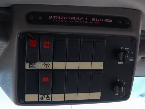 Used 2015 Ford E-450 and Econoline 450 Super Duty w/ Shuttle Bus Prep Package image 27