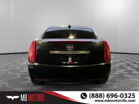 Used 2011 Cadillac CTS Sedan image 4