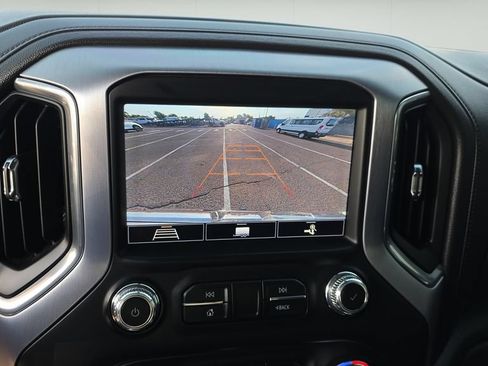 Used 2020 GMC Sierra 1500 SLT w/ SLT Convenience Package AWD/4WD image 18