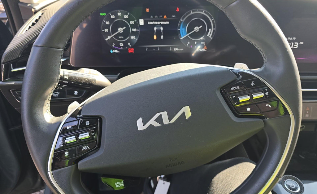 Used 2023 Kia Niro Wind w/ Wind Preserve Package FWD image 13