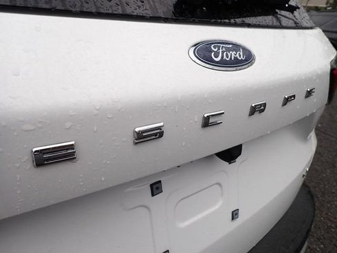 Certified 2024 Ford Escape Active w/ Tech Pack #1 AWD/4WD image 5