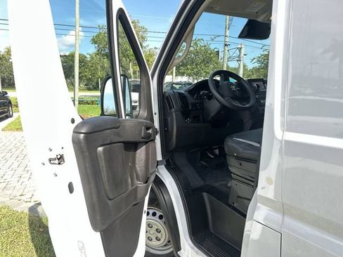 Used 2024 RAM ProMaster 2500 w/ Convenience Group FWD image 22