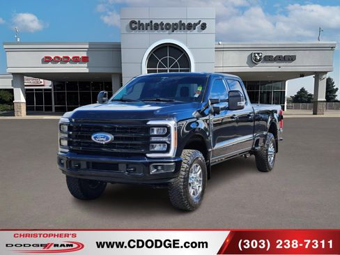 Used 2023 Ford F350 Lariat w/ FX4 Off-Road Package image 7