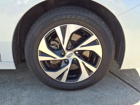 Used 2022 Subaru Legacy Premium AWD/4WD image 30