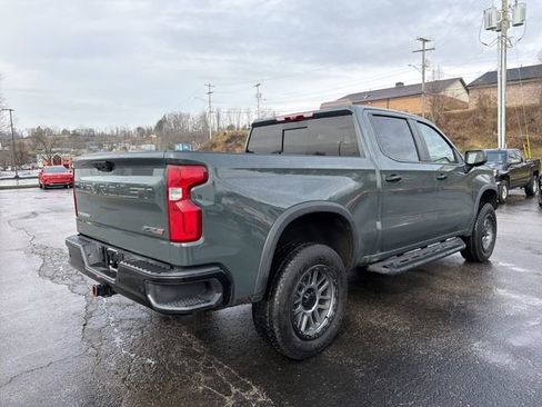 Used 2025 Chevrolet Silverado 1500 ZR2 w/ Technology Package image 3