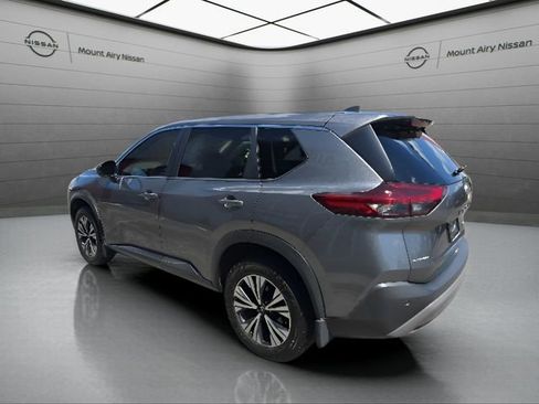 Used 2023 Nissan Rogue SV AWD/4WD image 6