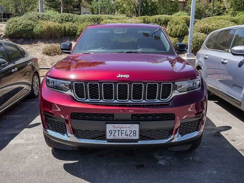 Used 2026 Jeep Grand Cherokee L Laredo RWD image 5