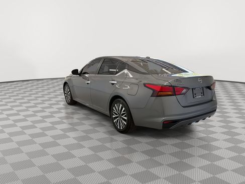 Certified 2025 Nissan Altima 2.5 SV FWD image 8