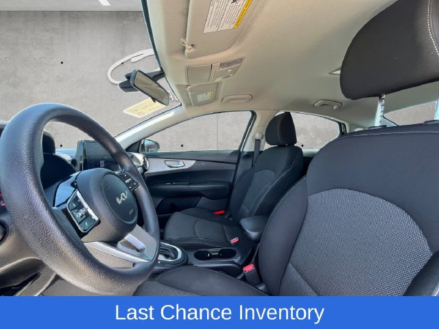Used 2022 Kia Forte LXS FWD image 19