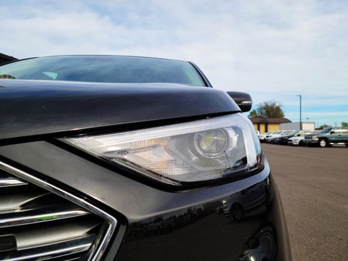 Used 2024 Ford Edge Titanium image 23