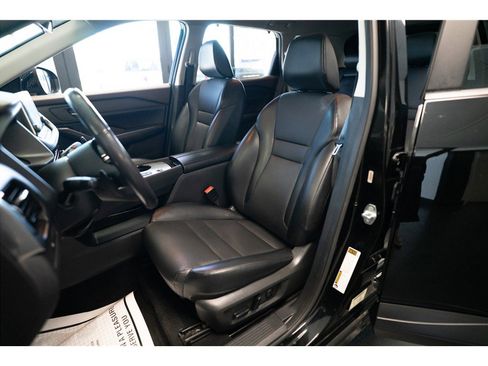 Used 2023 Nissan Rogue SV w/ SV Premium Package FWD image 11