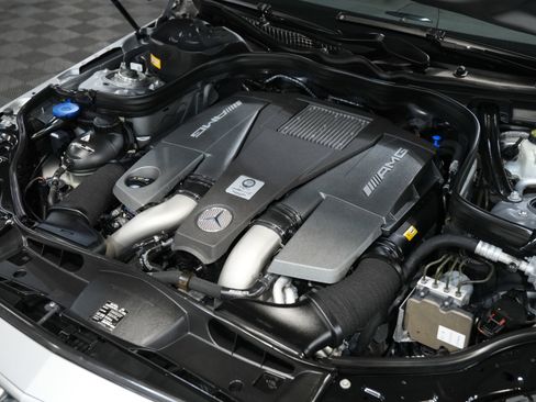 Used 2014 Mercedes-Benz E 63 AMG S-Model image 54