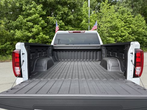 New 2025 GMC Sierra 1500 Pro w/ Pro Value Package image 32