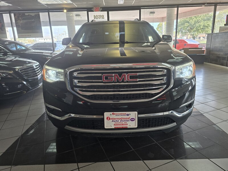 Used 2018 GMC Acadia SLE w/ Driver Alert Package I AWD/4WD image 2