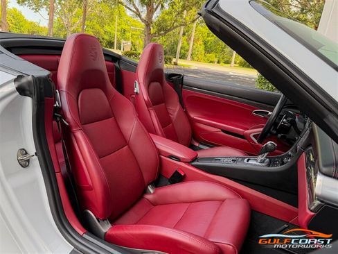 Used 2018 Porsche 911 Turbo S AWD/4WD image 33