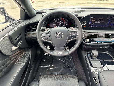 Used 2021 Lexus LS 500 F Sport w/ Dynamic Handling Package image 9