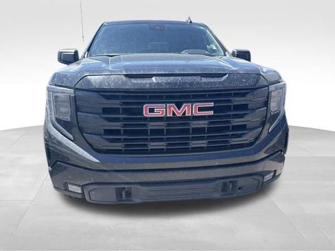 Used 2022 GMC Sierra 1500 Elevation w/ X31 Off-Road Package AWD/4WD image 5