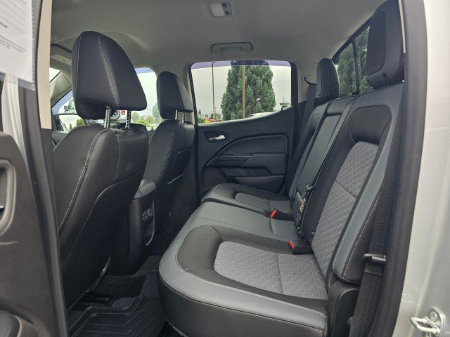 Used 2017 Chevrolet Colorado Z71 AWD/4WD image 18