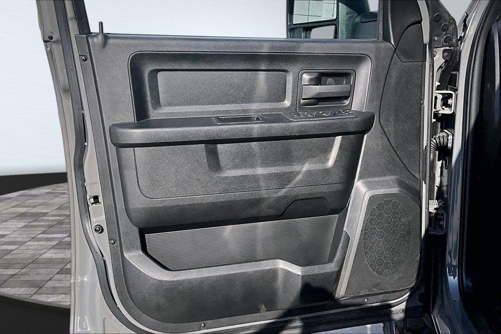 Used 2026 RAM 2500 Warlock AWD/4WD image 13