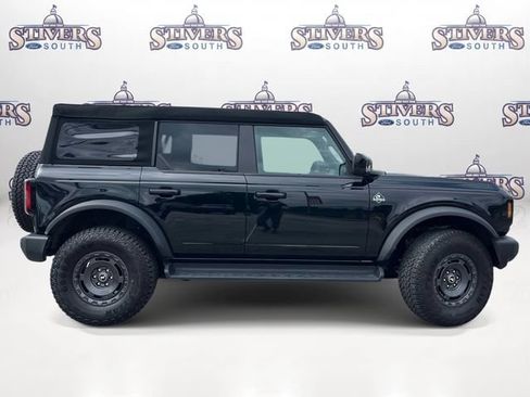 Used 2025 Ford Bronco Outer Banks w/ Sasquatch Package AWD/4WD image 2