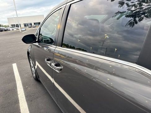 Used 2016 Honda Odyssey EX-L image 10