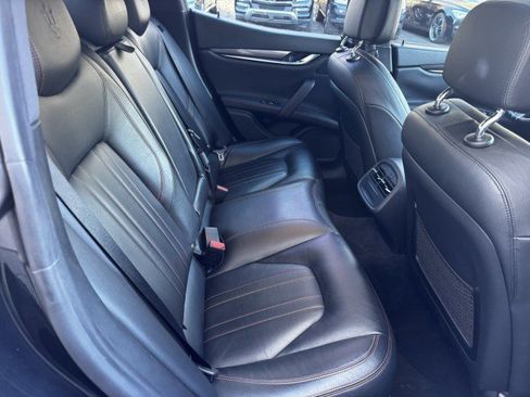 Used 2018 Maserati Ghibli RWD image 30