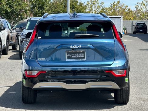 Used 2023 Kia Niro Wind FWD image 5