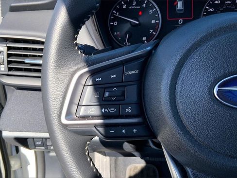 Certified 2025 Subaru Outback Premium image 11