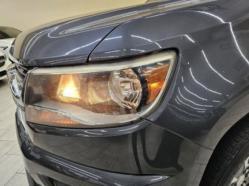 Used 2017 Chevrolet Colorado W/T w/ WT Convenience Package image 10