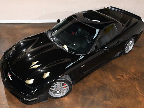 Used 2003 Chevrolet Corvette Z06 w/ Memory Package, 3 Drivers RWD image 74