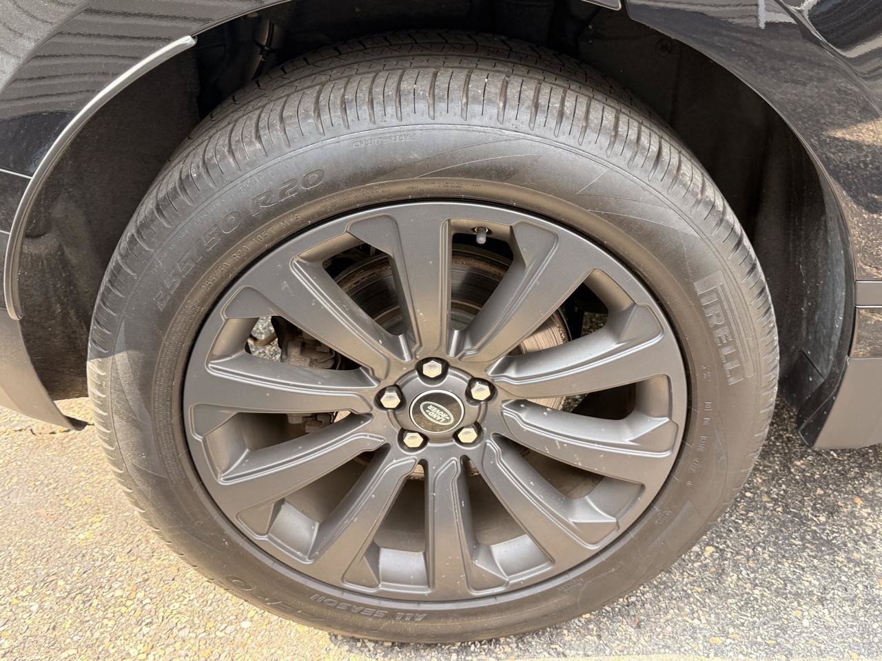 Used 2019 Land Rover Range Rover Velar S AWD/4WD image 20