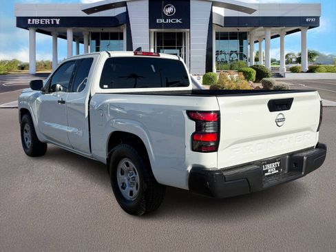 Used 2022 Nissan Frontier S RWD image 6