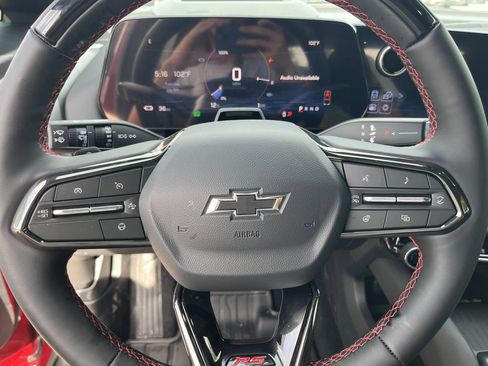 New 2025 Chevrolet Equinox EV RS image 18